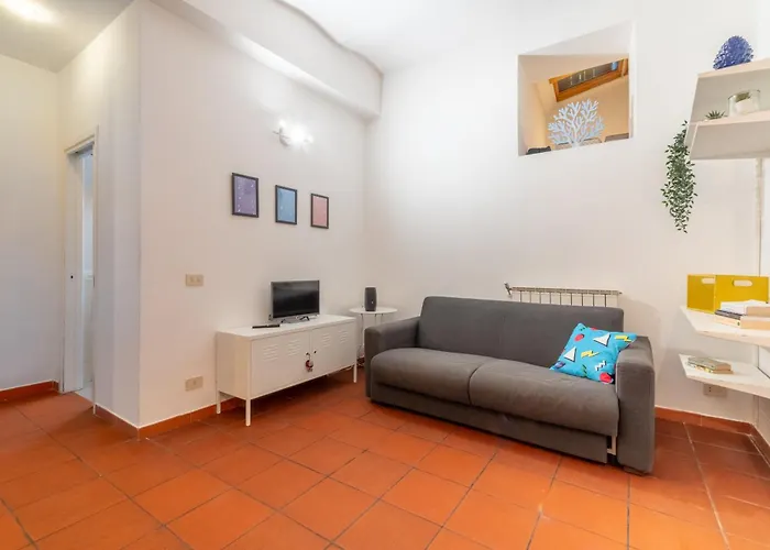 Number Five In Trastevere Rom