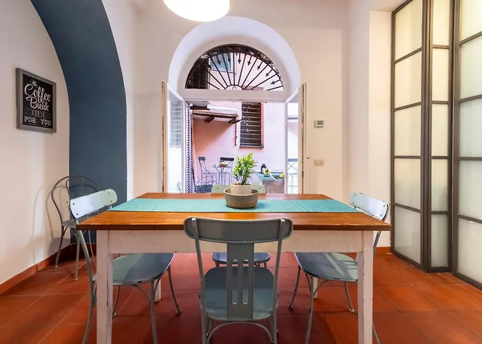 Number Five In Trastevere Rom